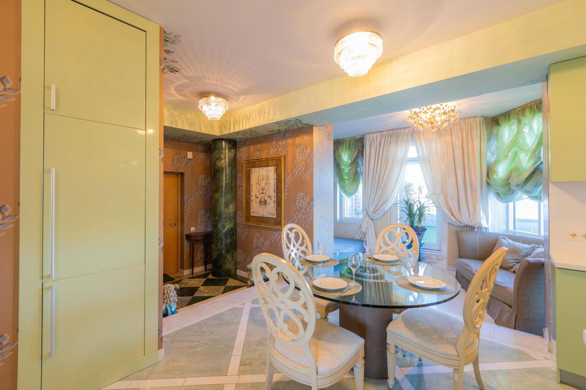 Royal Suites Whith Free Parking 리가 외부 사진